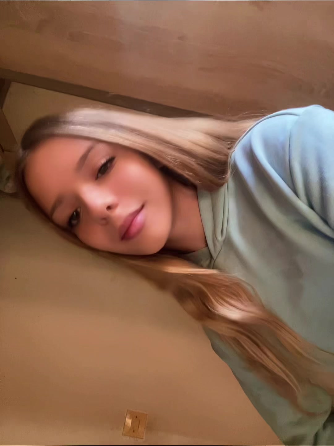 @🦎