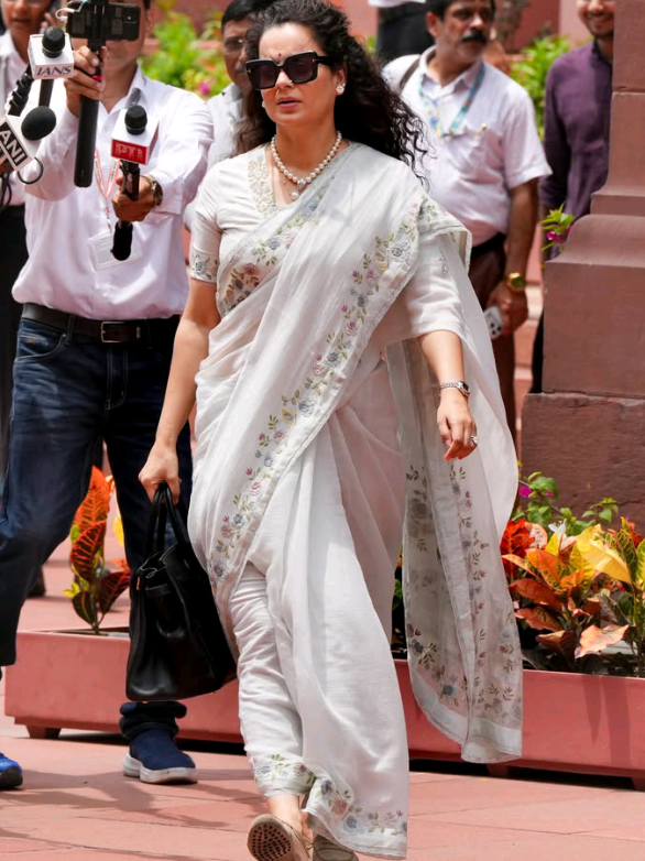 @Kanganaranautarabicfans✨❤️