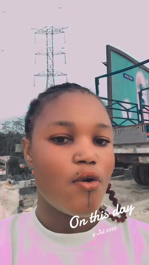 @Anikeade💕💕🥹