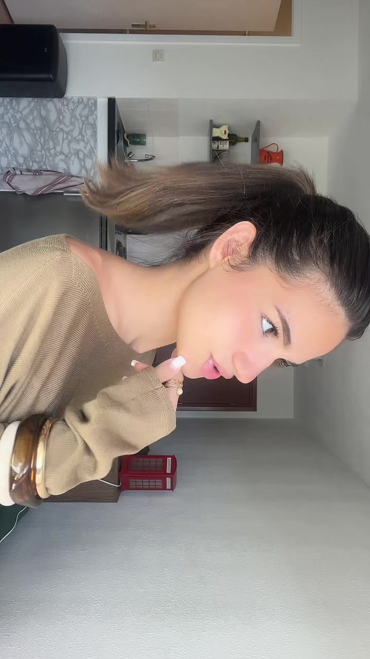 @M@thild&euro;🦊
