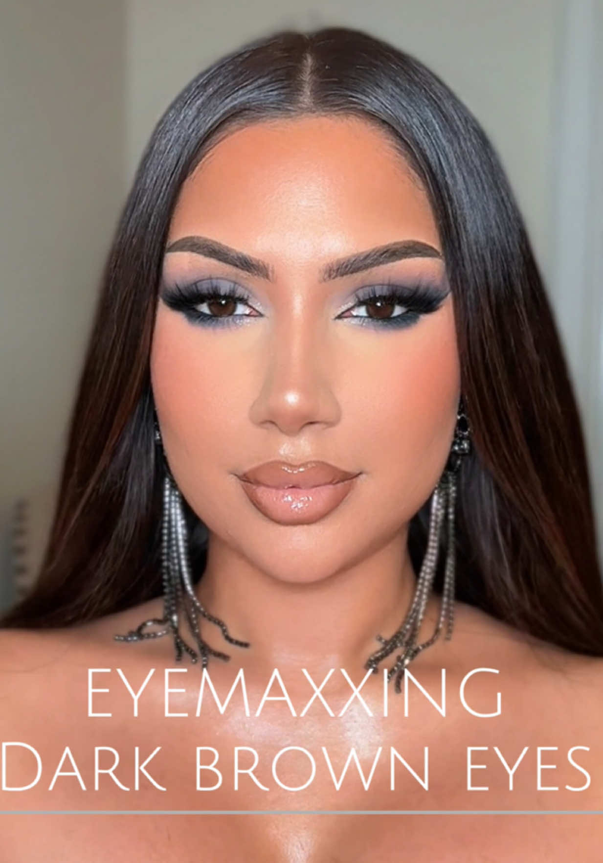 @Makeupbyalinna