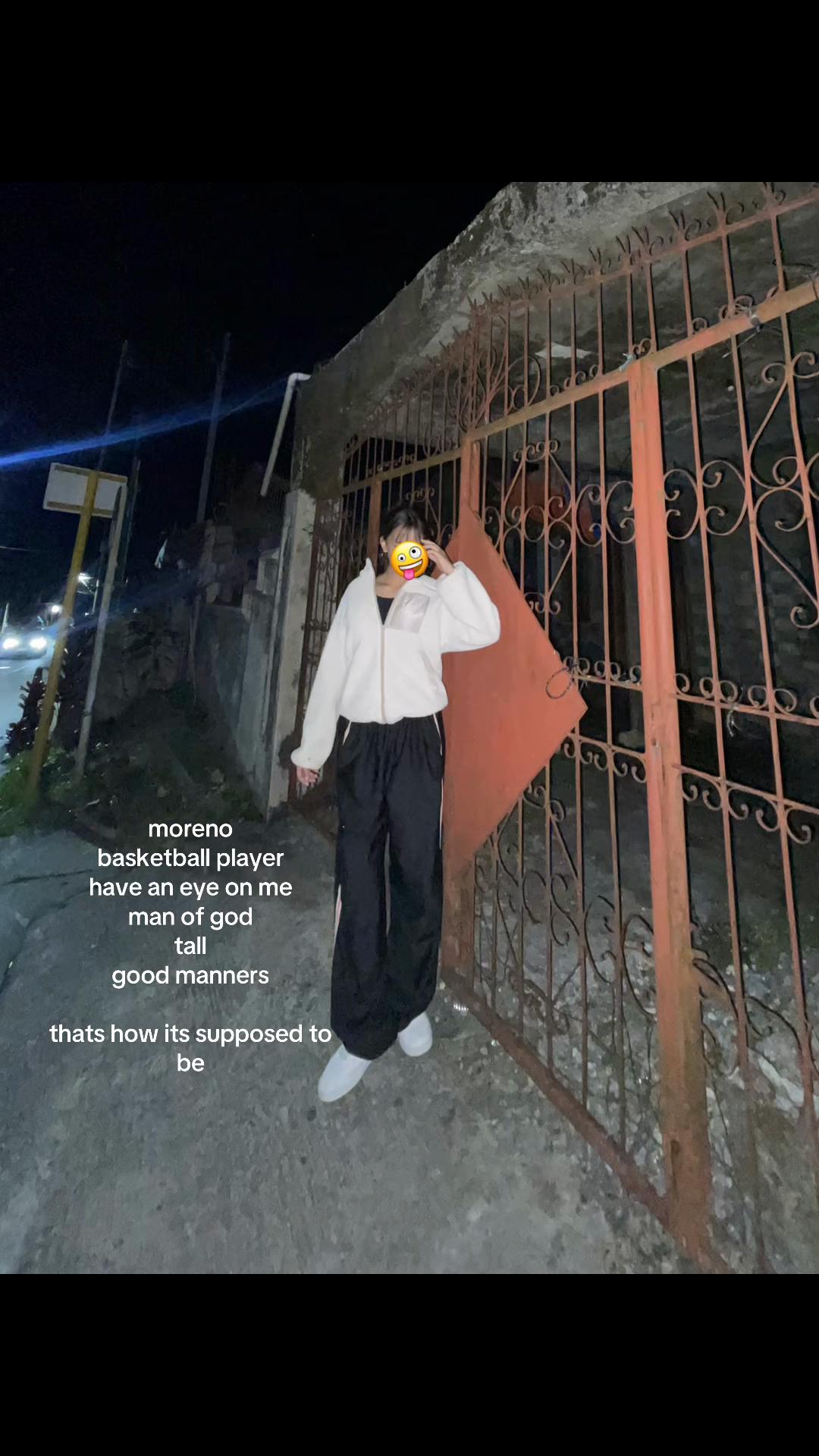 @𝓼𝓲𝓵𝓵𝔂 𝓬𝓱𝓮𝓪𝓲