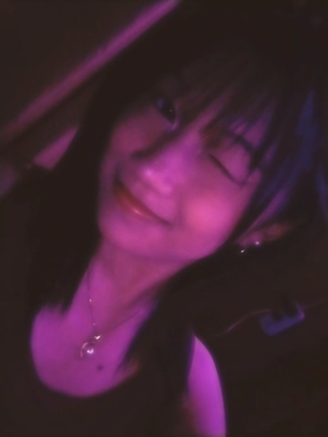 @evieee>.<