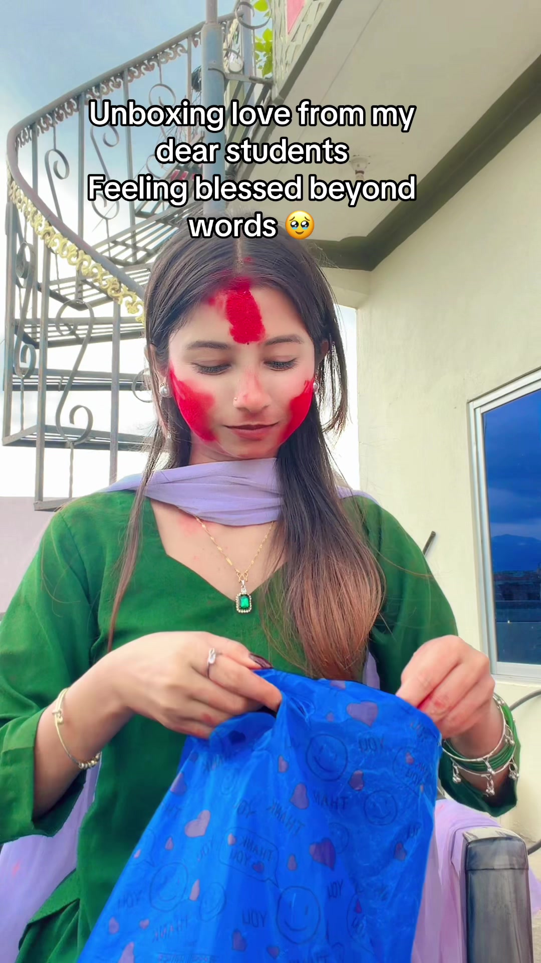 @anishaoli