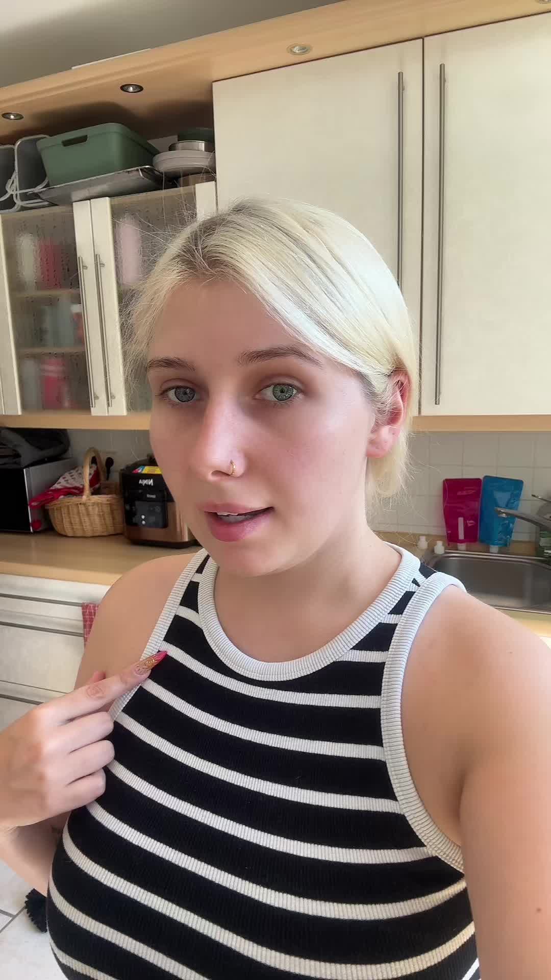@isabellotrix