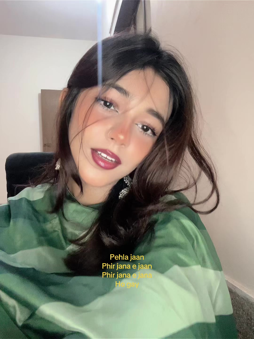 @Momielive_