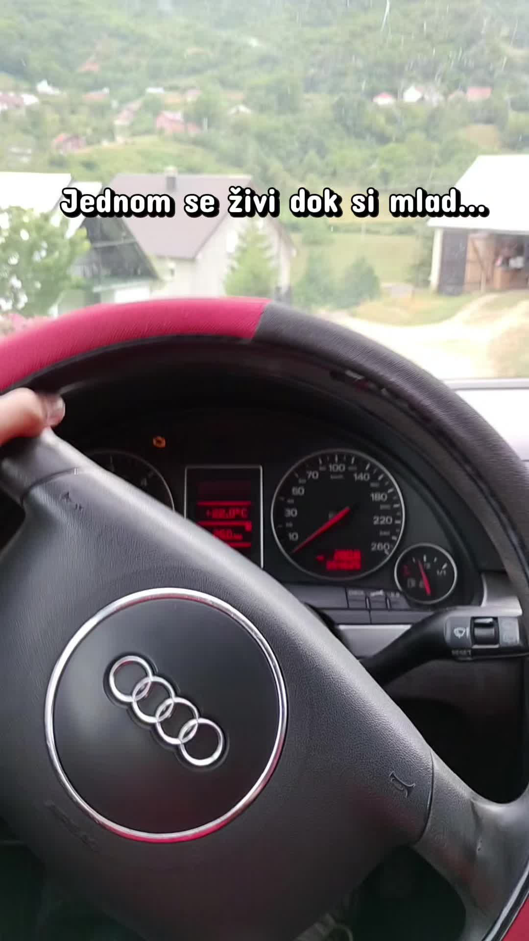 @NoćniMomak