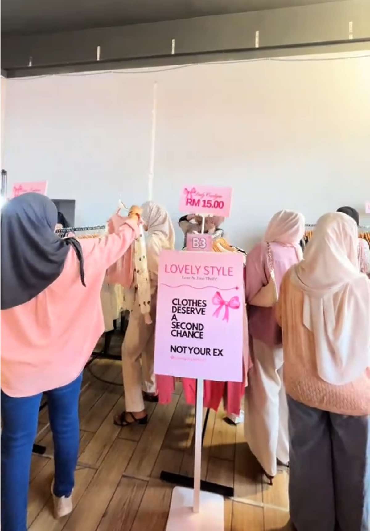 @Lovely Style ThriftShop