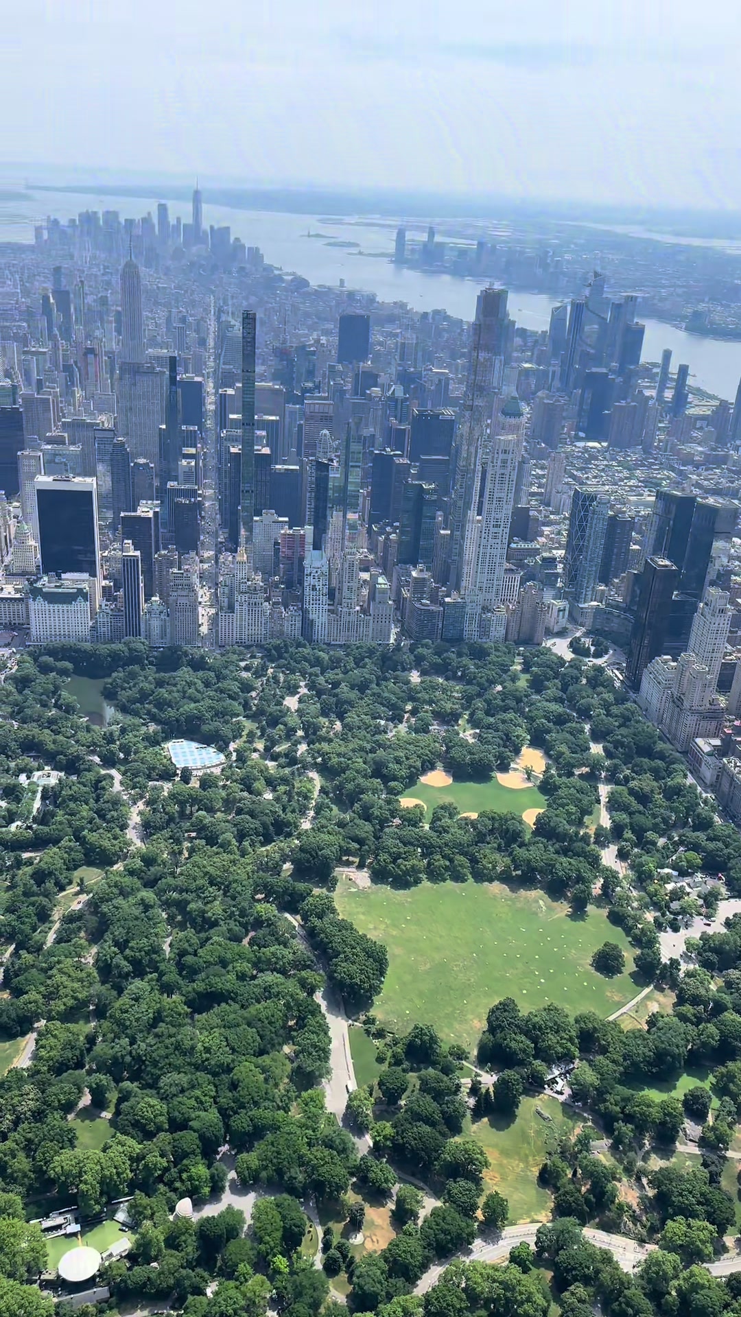 @nyonair