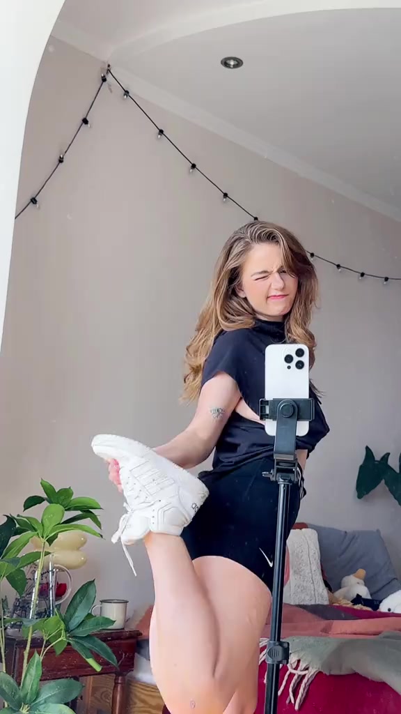 @Camila Rossi