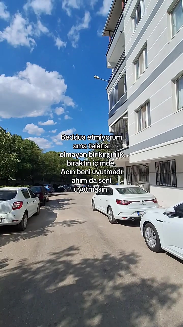 @vazgEçilmEzim:)