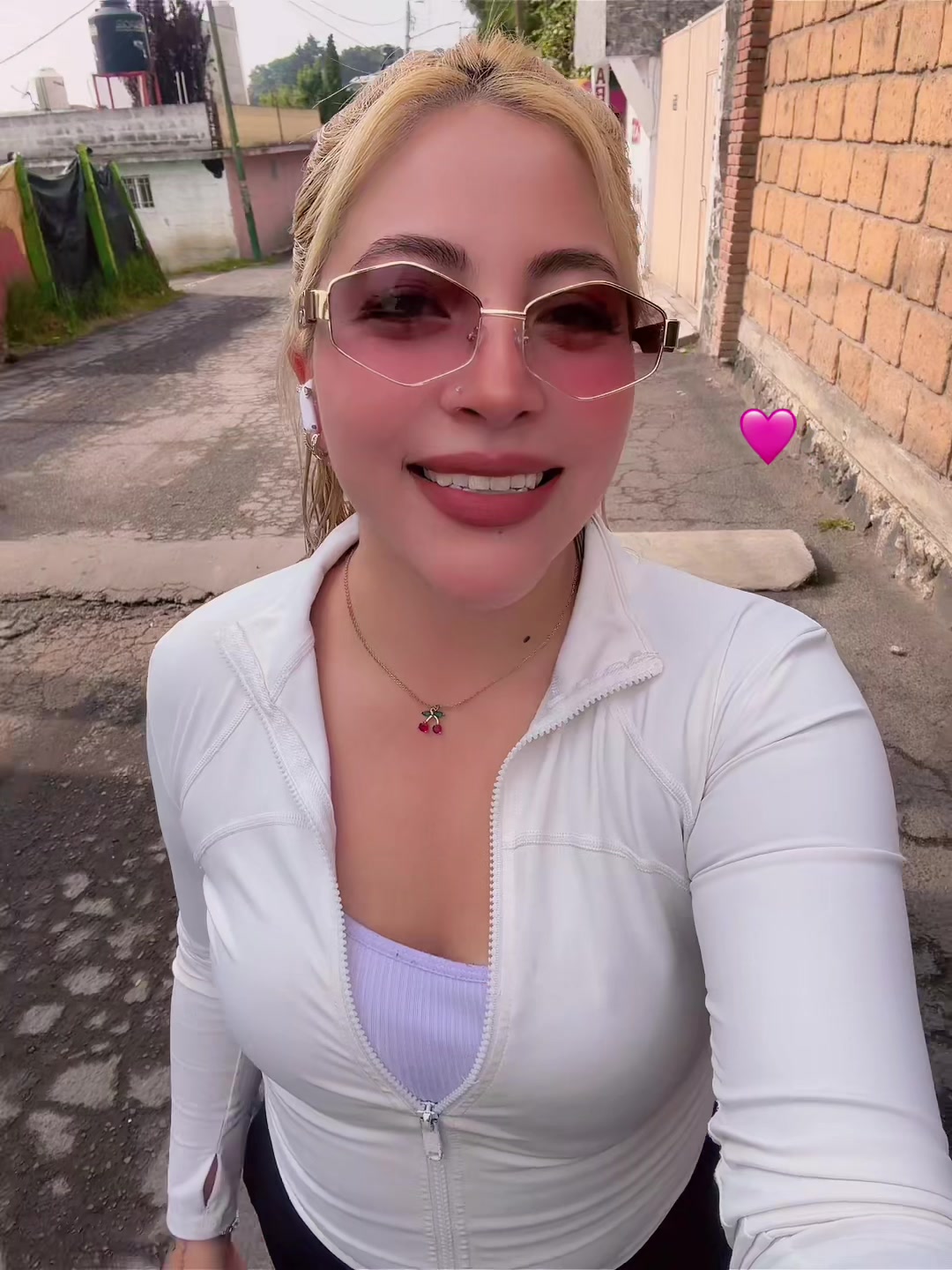 @Fanny_Cruz 🖤