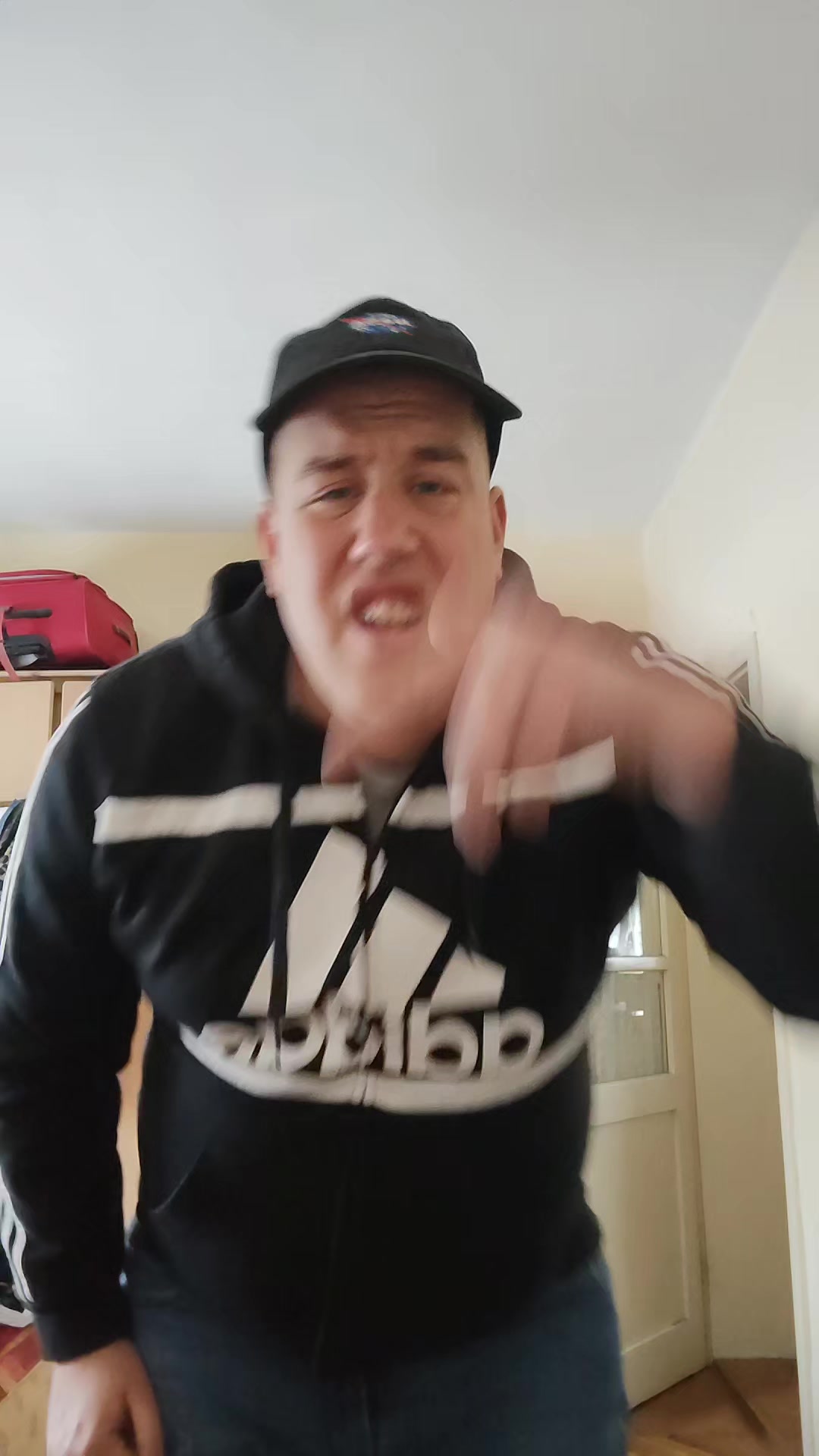 @Ћујке Брат