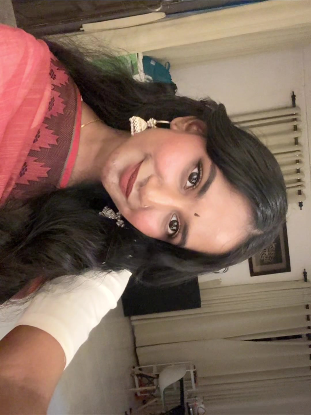 @reshvena_