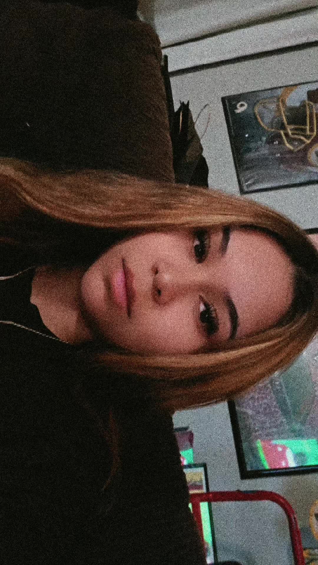 @Danielle 🌹