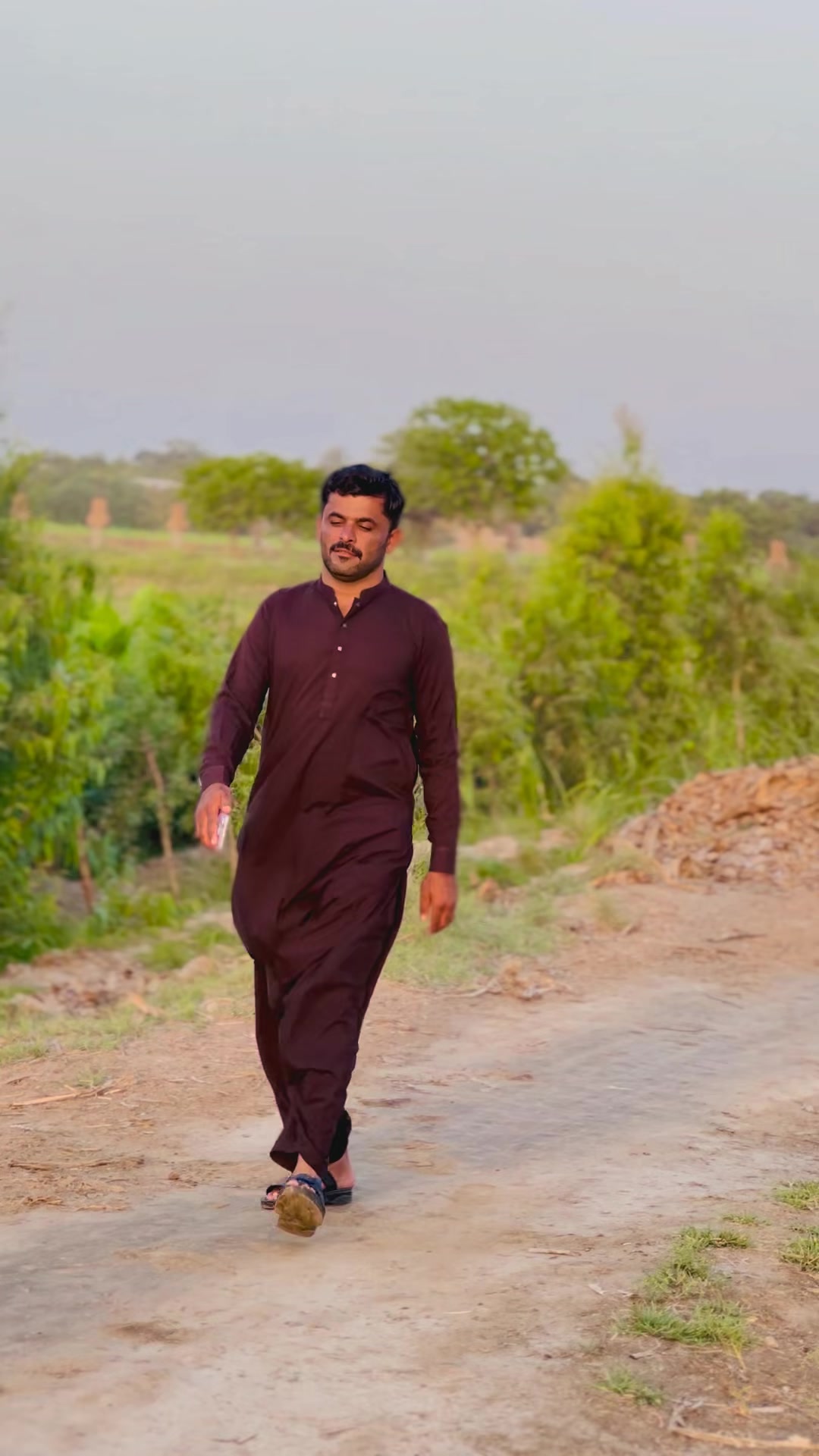 @ALi Akbar baloch✨