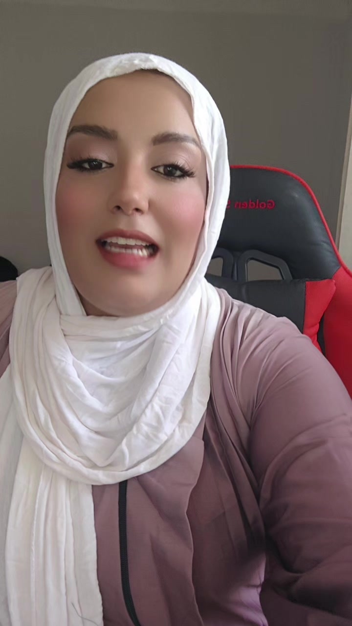 @مروة (وزيرة السعادة)🇩🇿