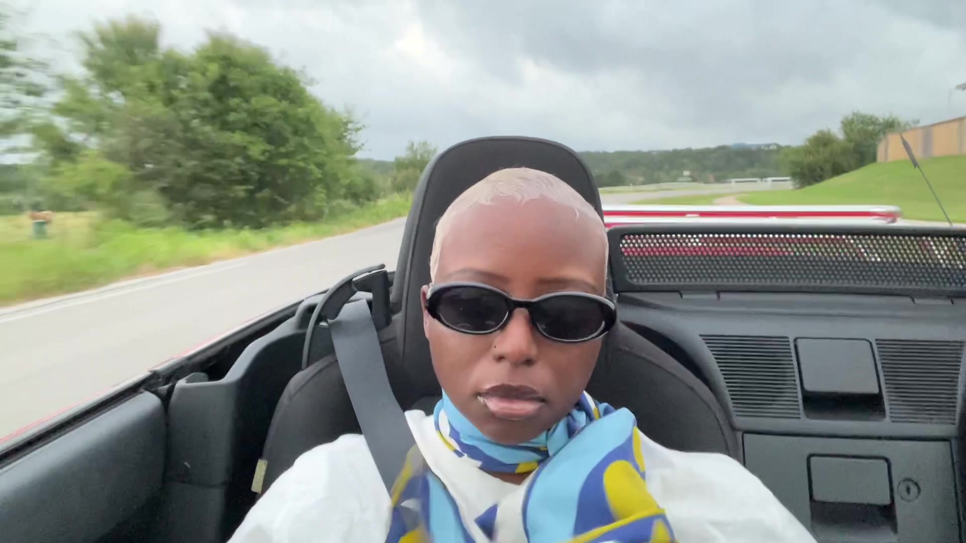 @girlinthedroptop🚗