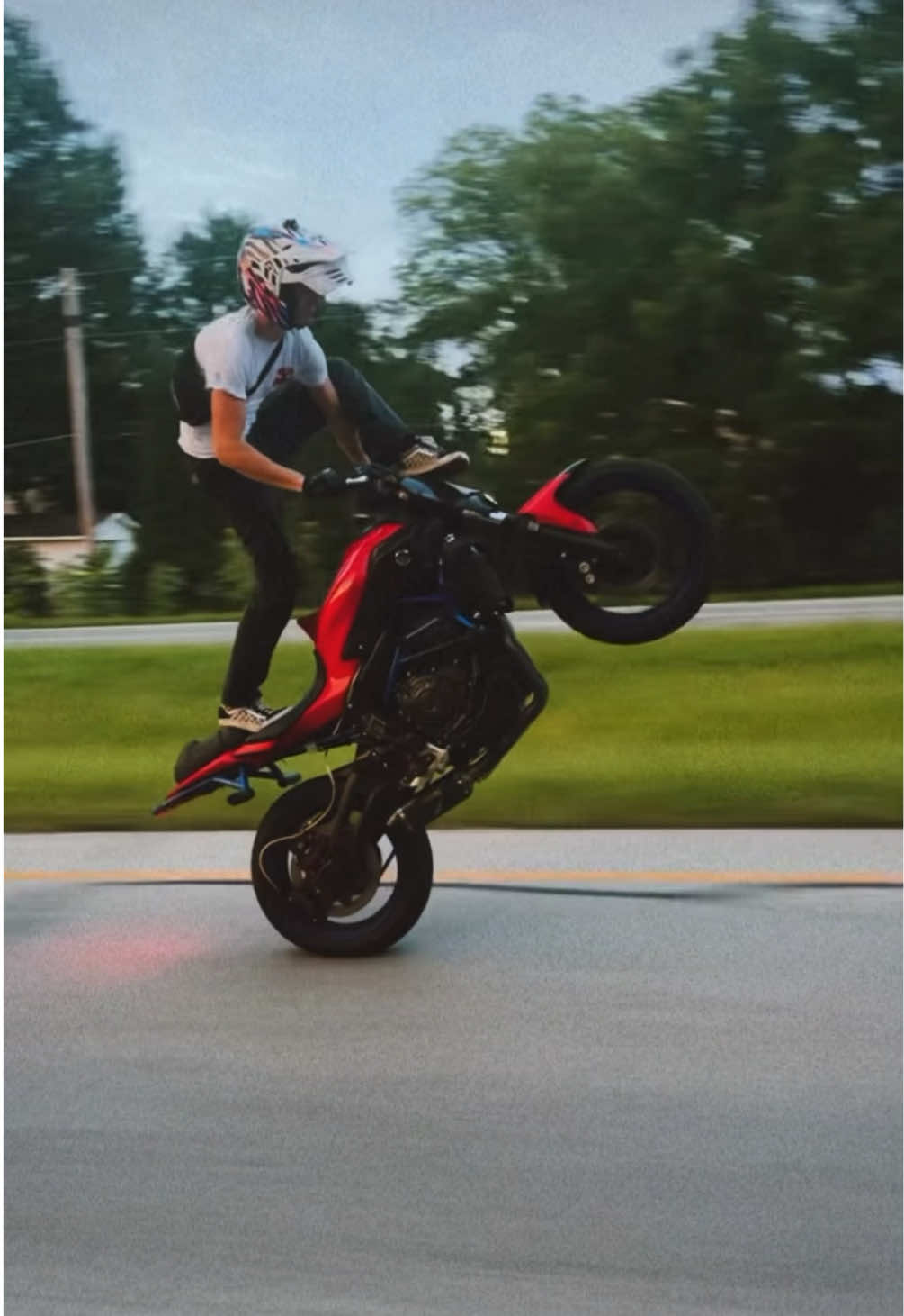 @adams_stunt_250