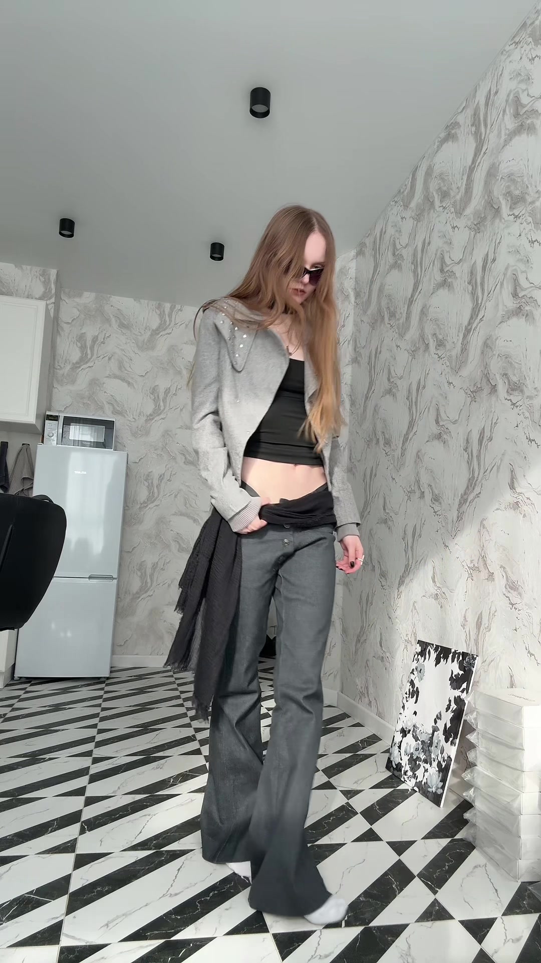 @лиза.