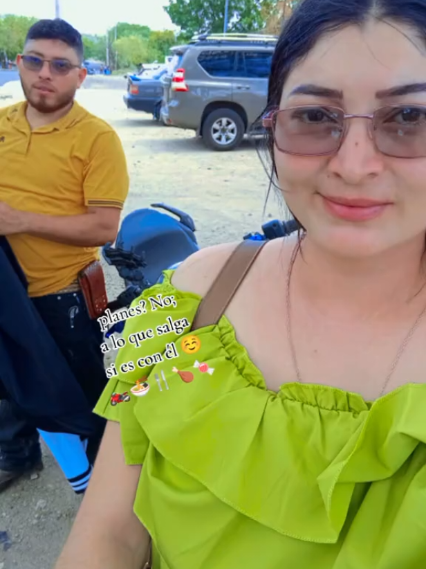 @BrenRoxy