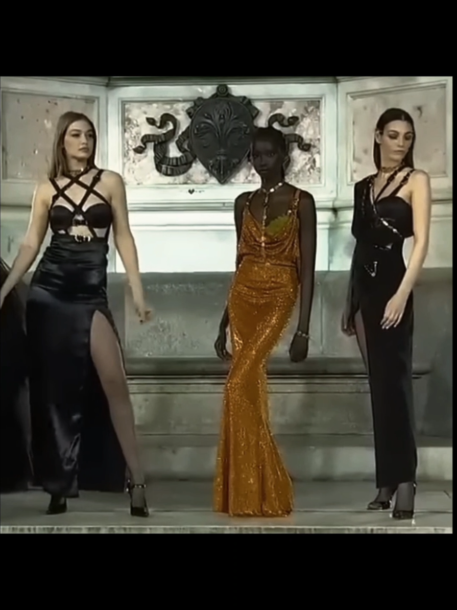 @Fashion Noir