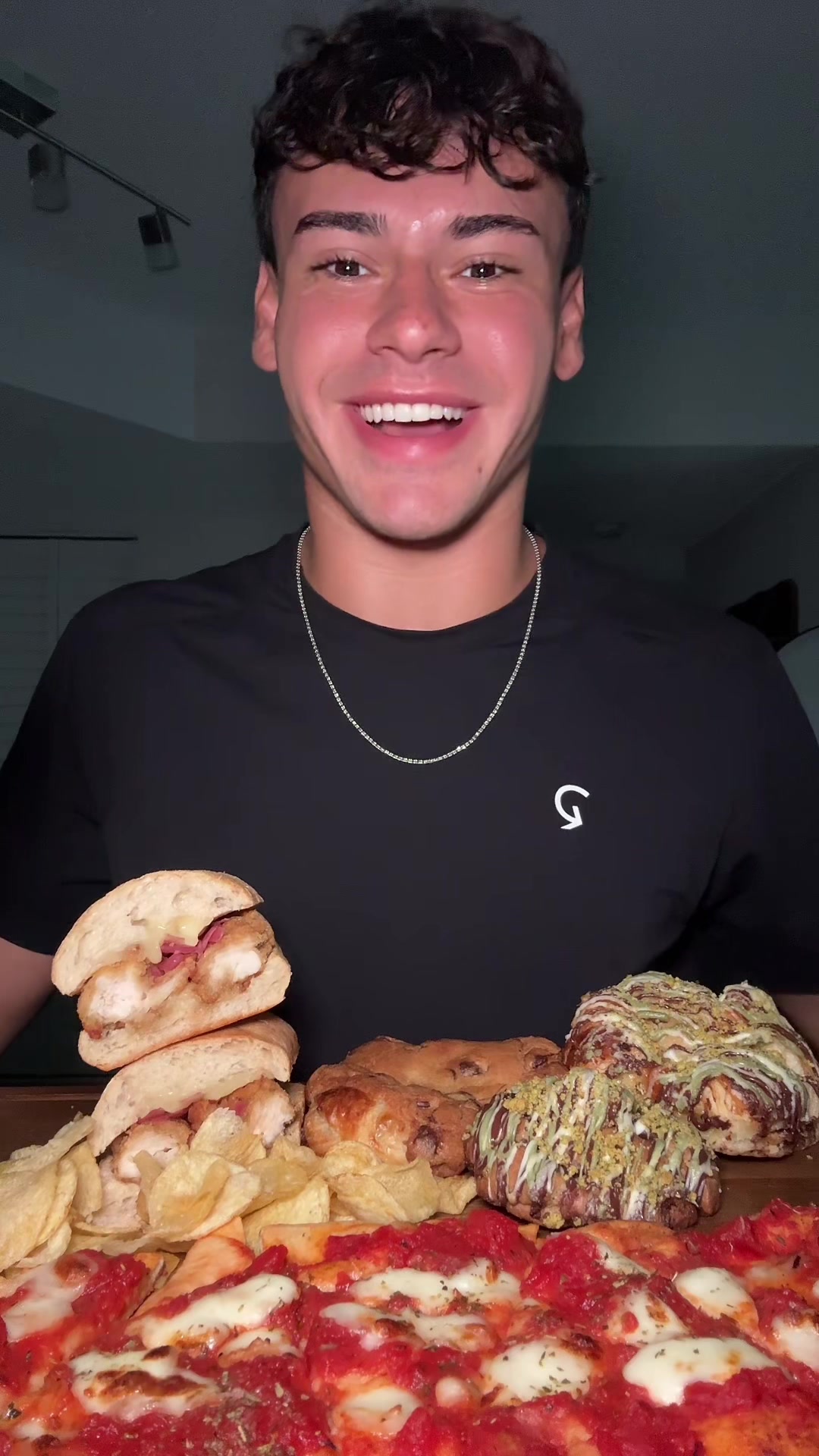 @dylaneatss_