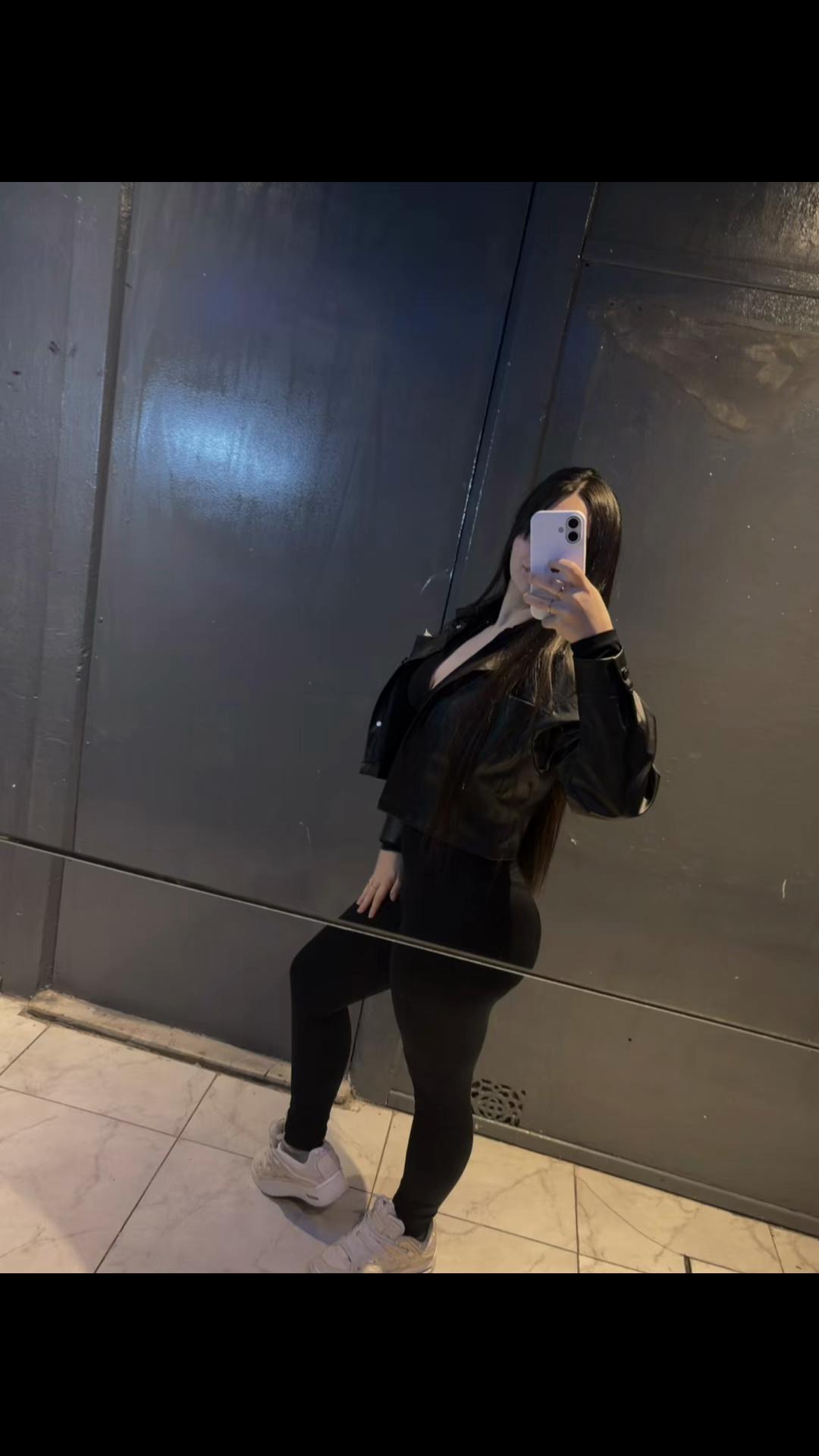 @Zoe Melu