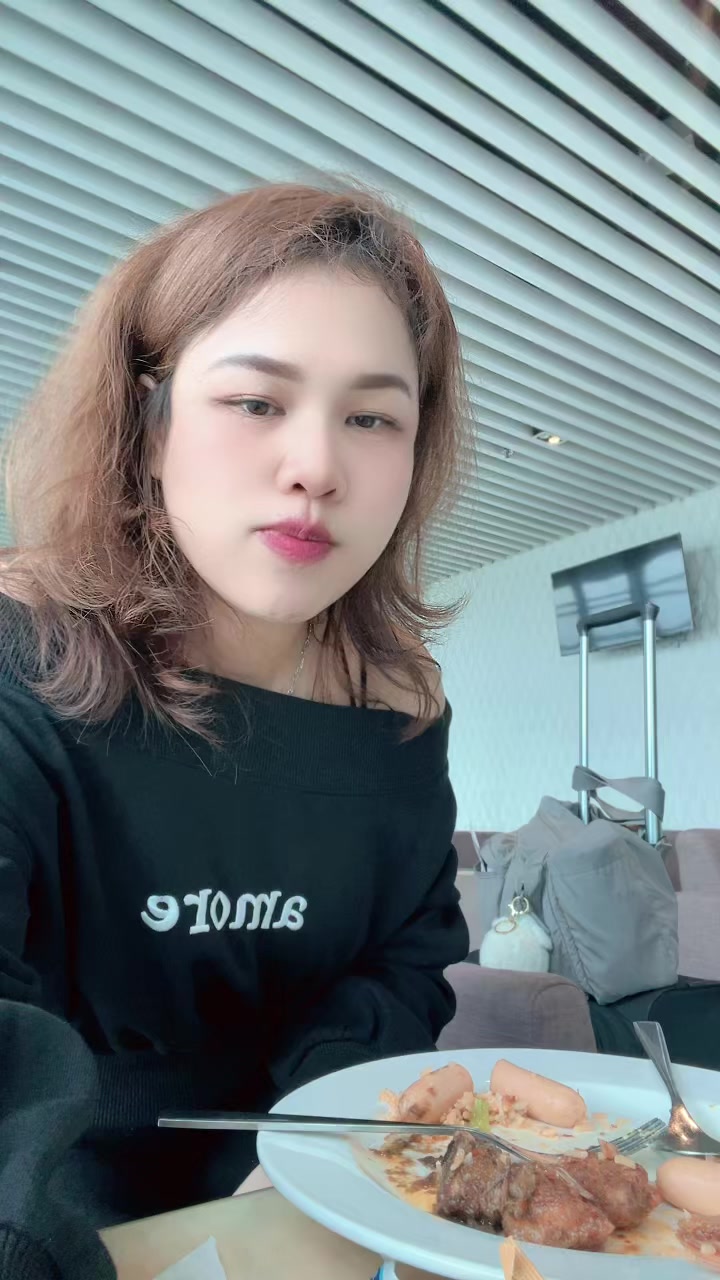 @Blossom phyu ♍️