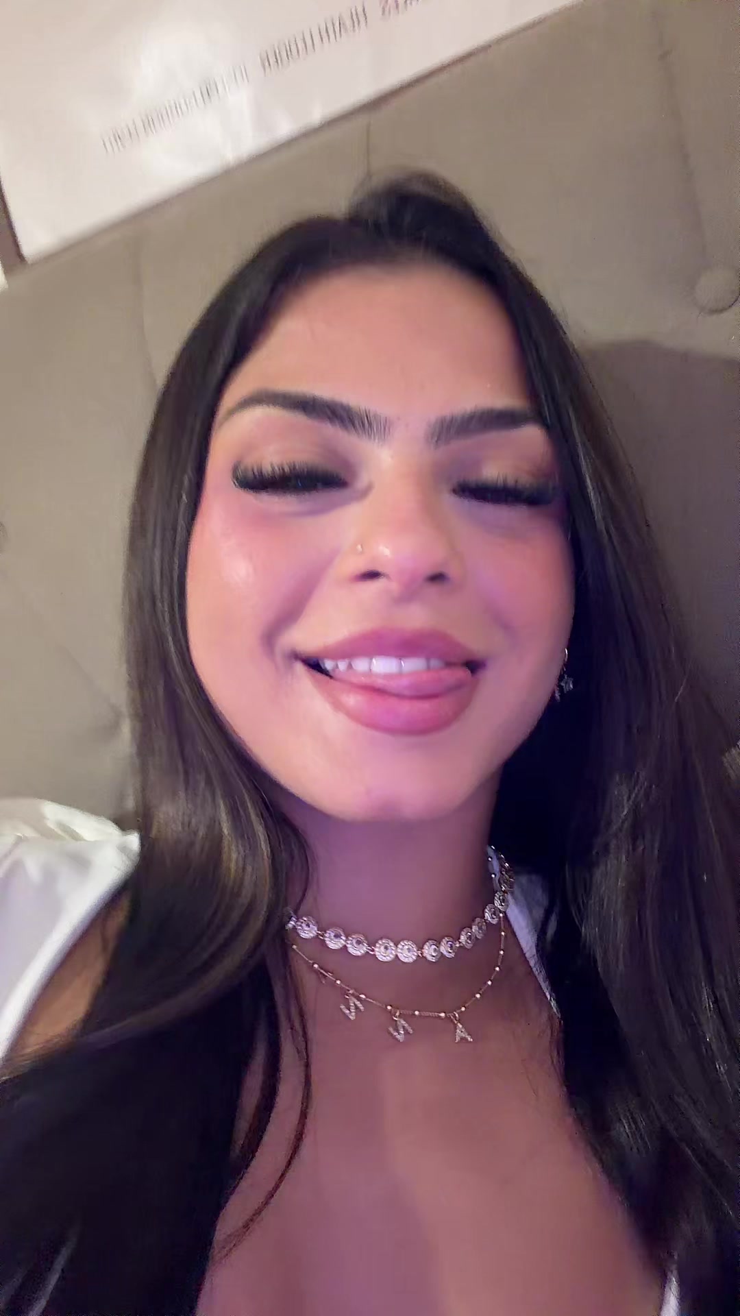 @anna