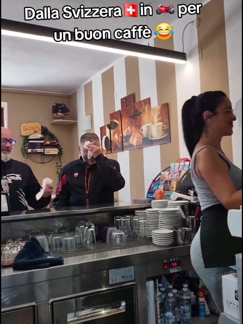 @elutza89 barista di tik tok
