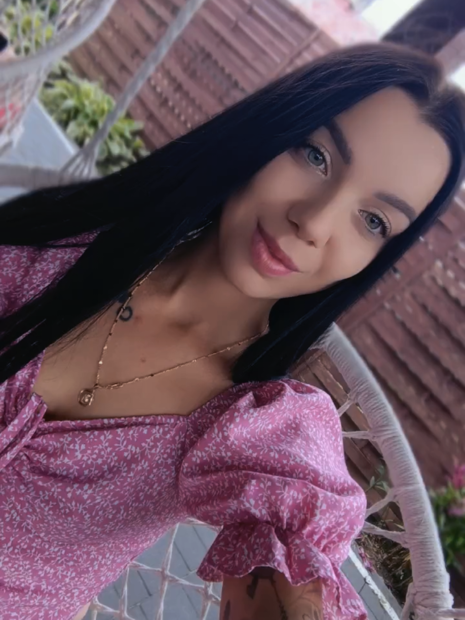 @czarneniebo___