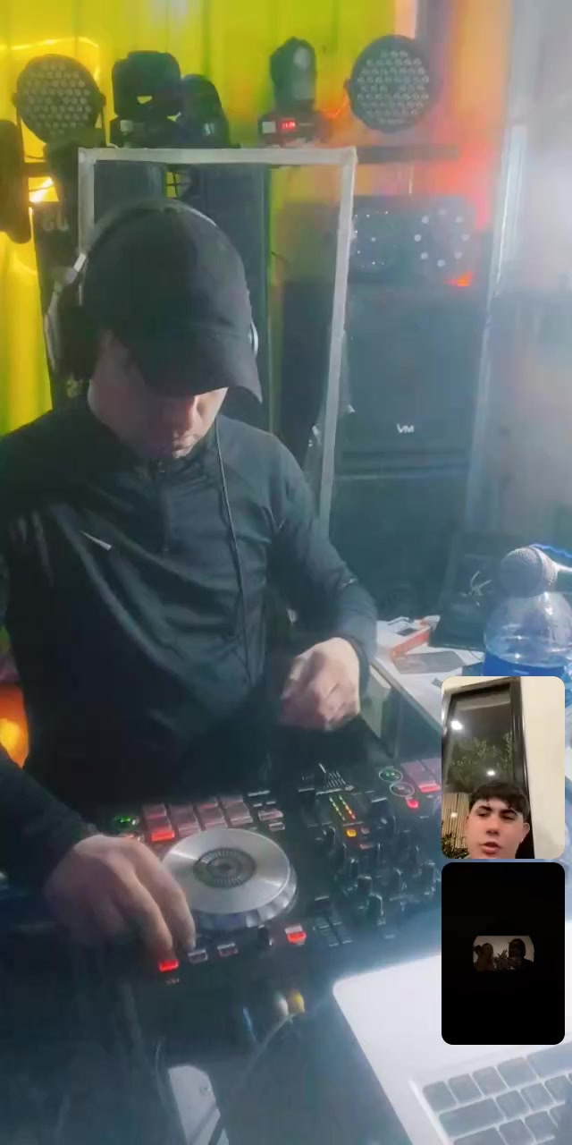 @hugo baeza 😉😎