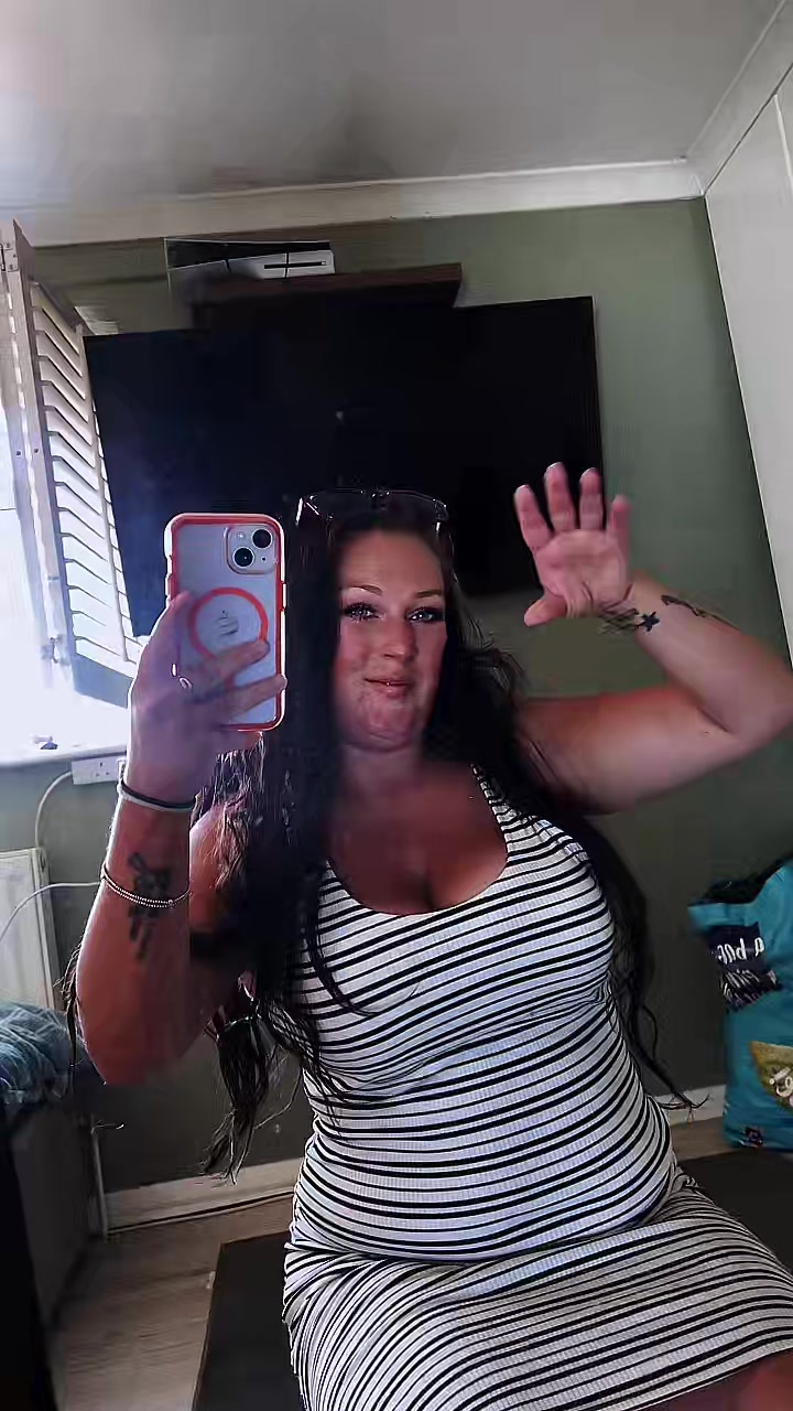 @NiikkiiAndLiiam