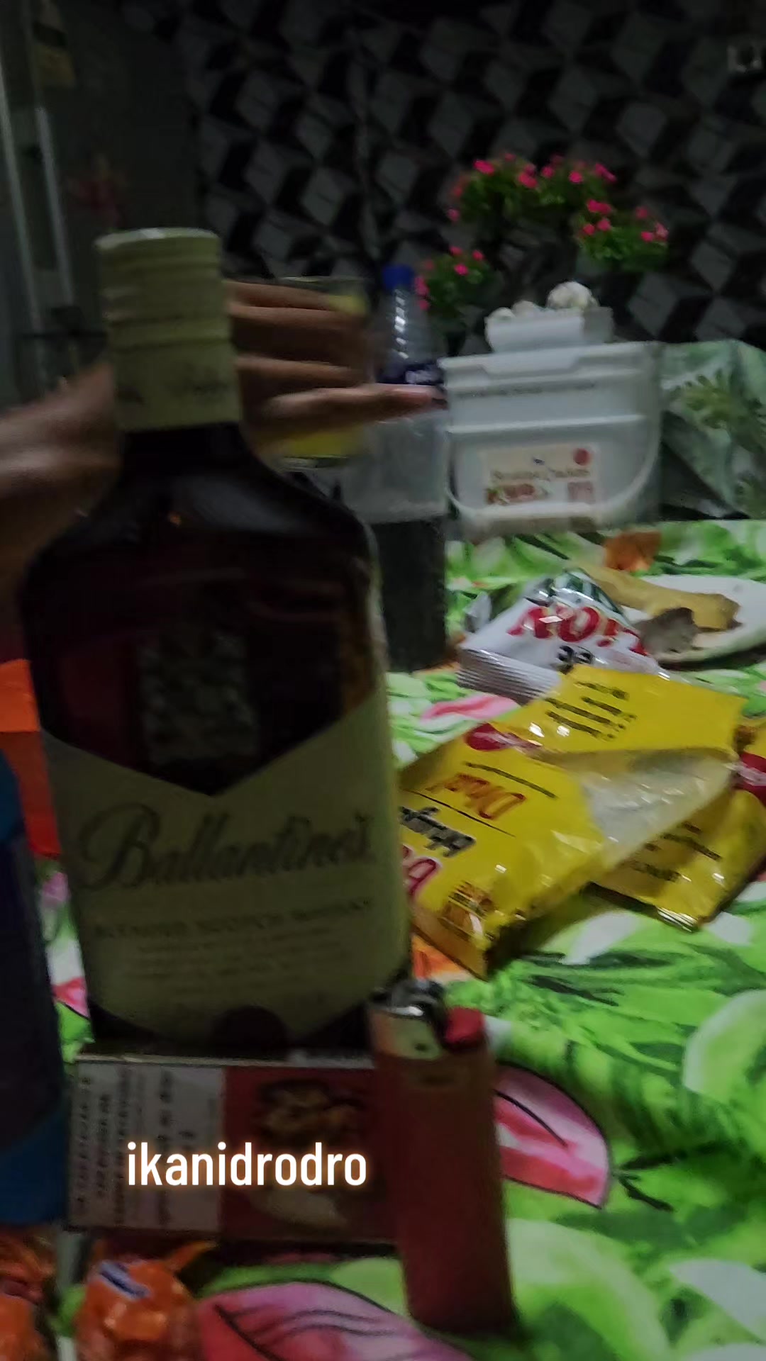 @Alex Ikanidrodro