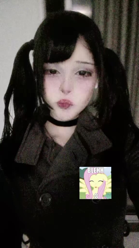 @x_x
