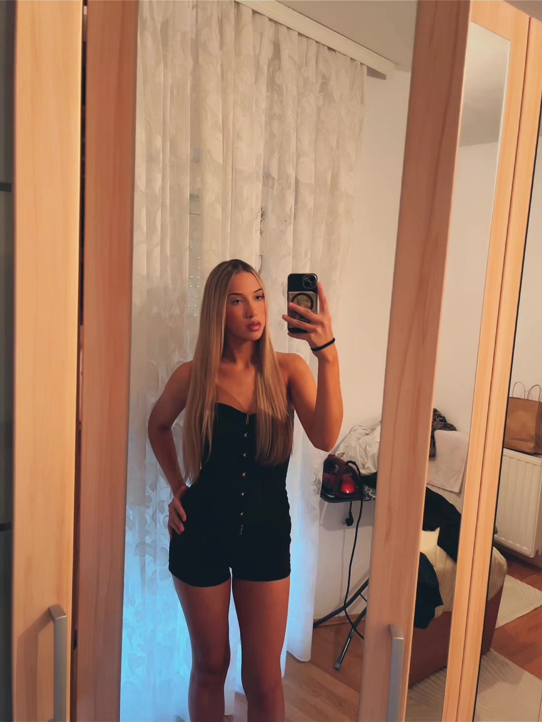 @J🦋
