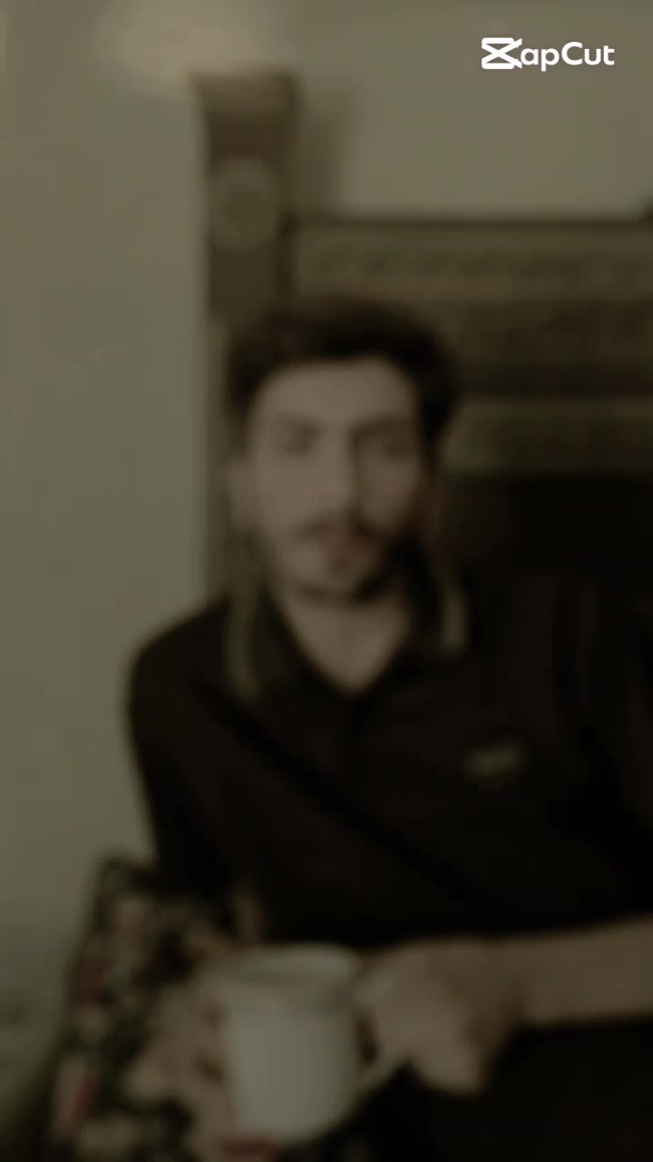 @✨👻ZEESHAN🖇️👑✨