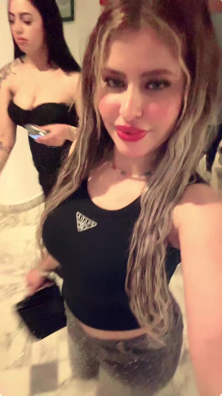 @مغروره ✌️🤭