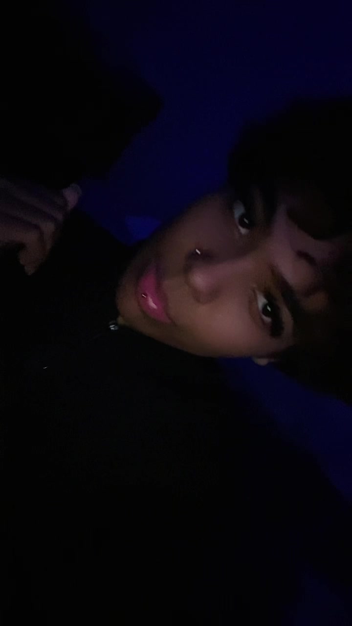 @queenbee💝