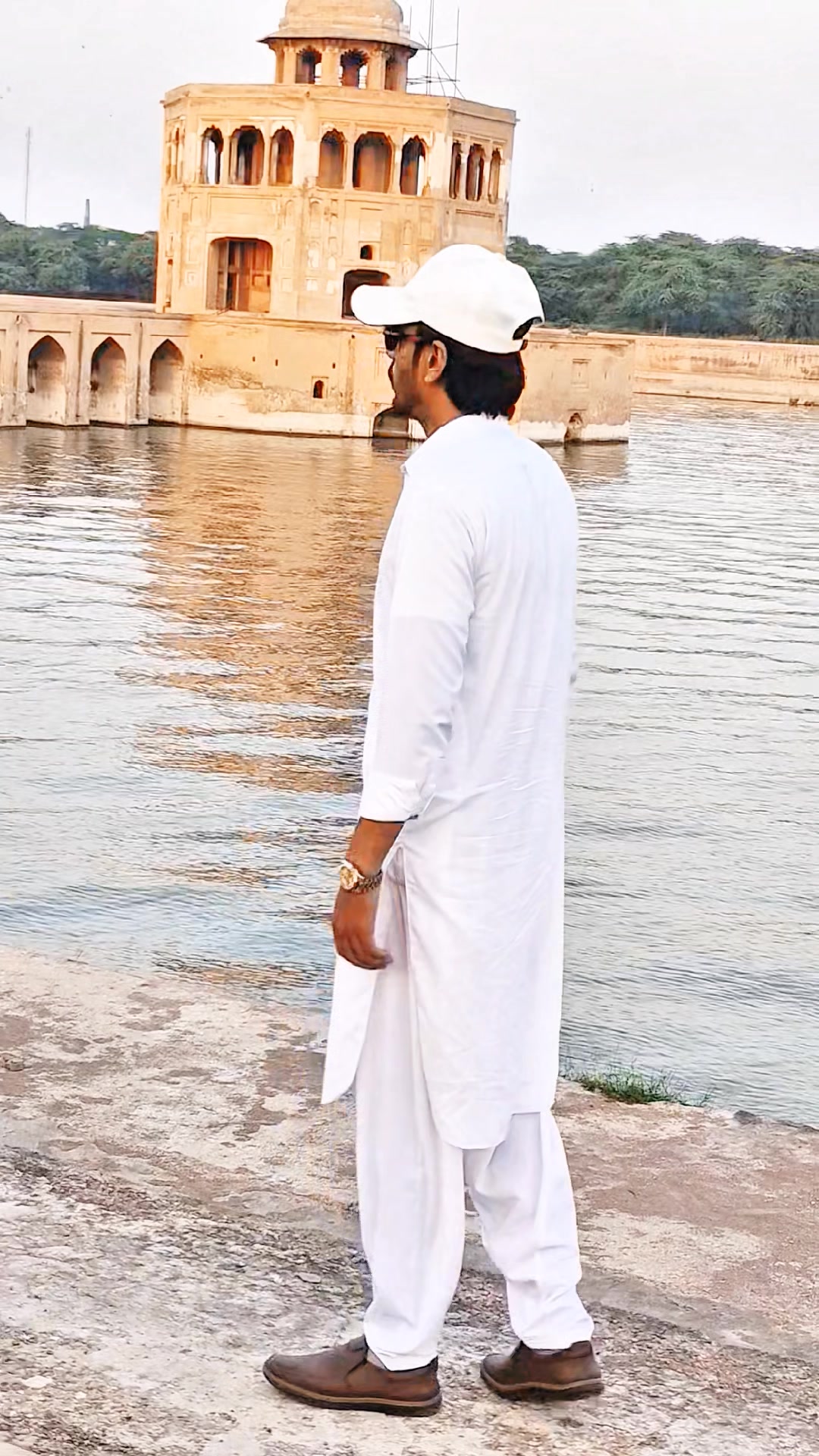 @Ayaan Sujra