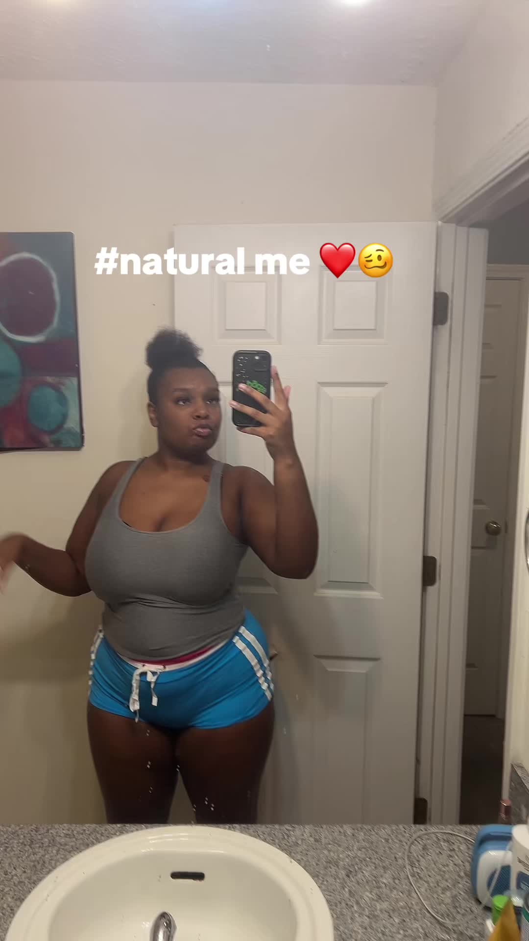 @Prettylil_ayanna15