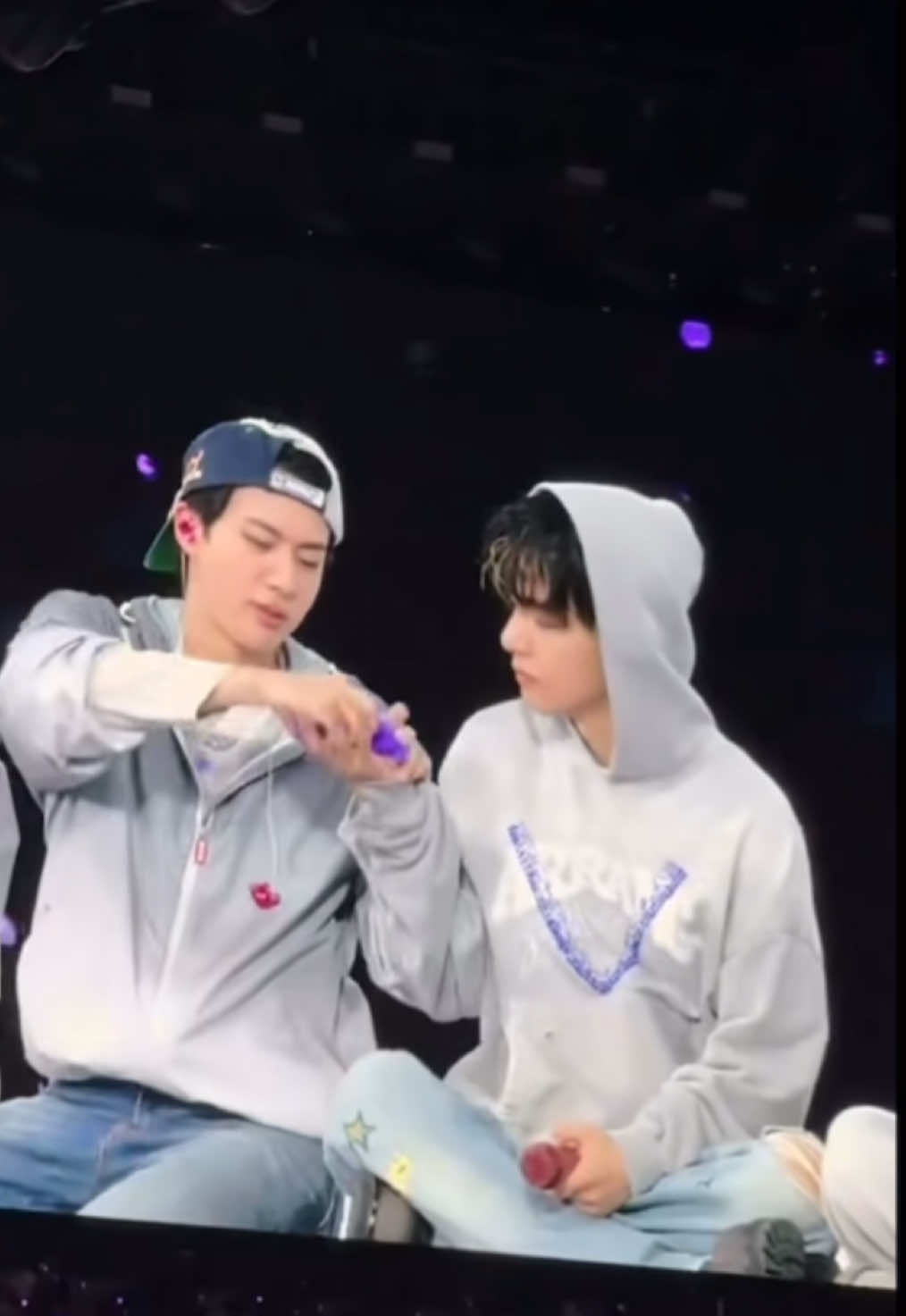 @TaeJin🐯🐹saw BTS