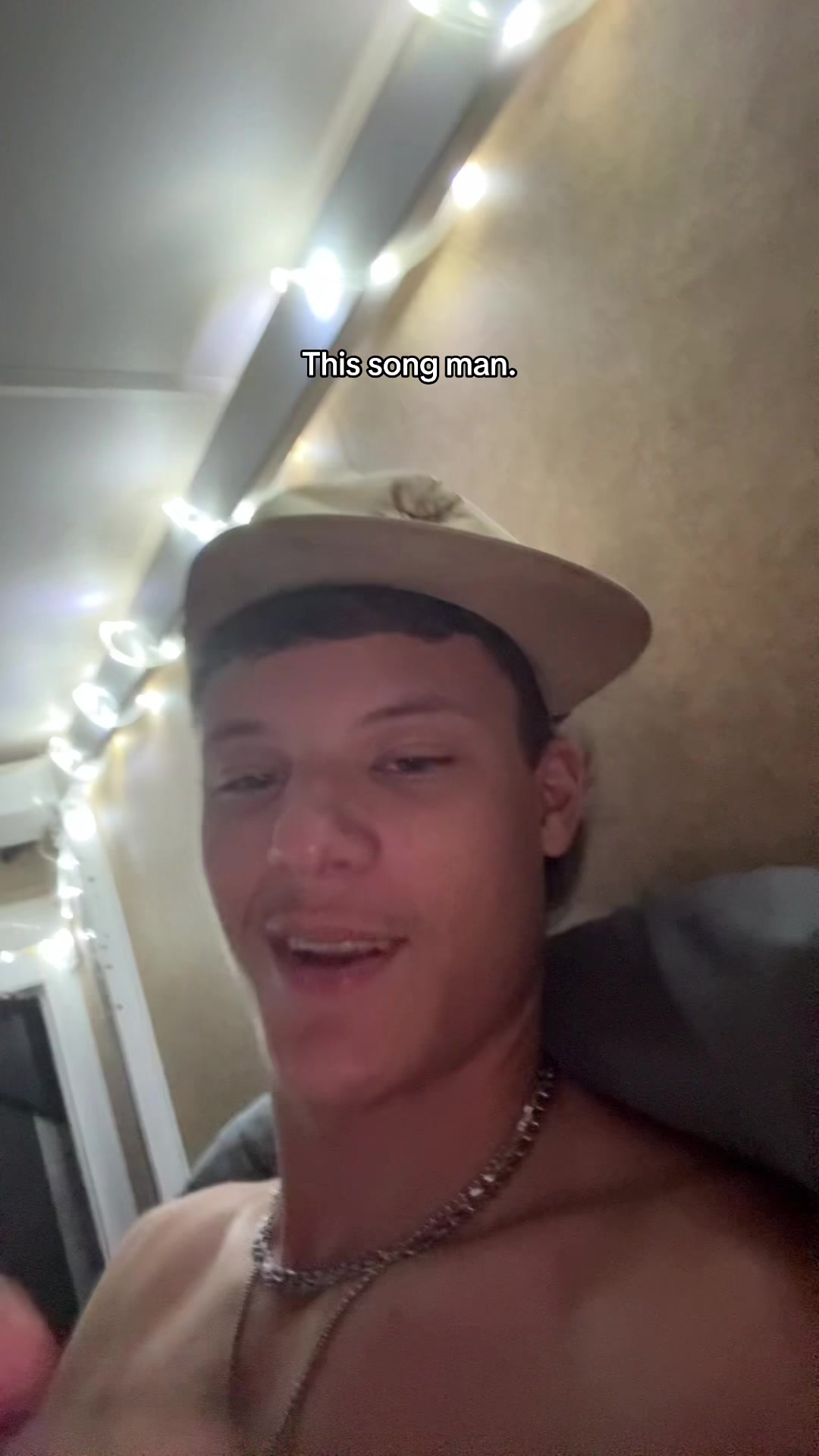 @𝒞𝓁𝒶𝓎 𝓅.💰🪶