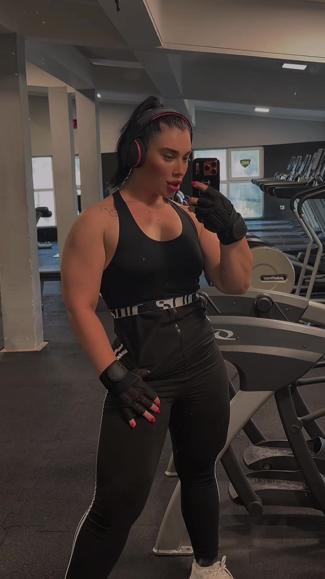 @Andjela Petkovic