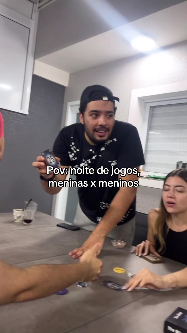 @Amanda Macri