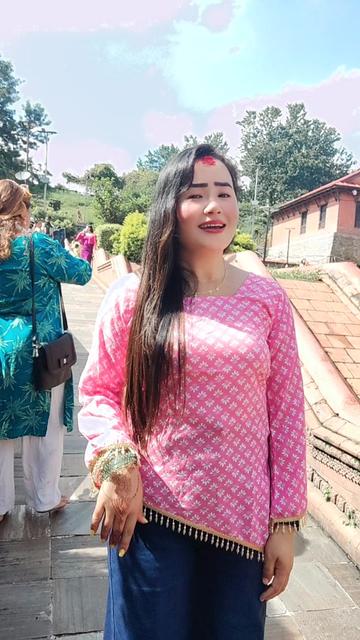 @👑Anu 👑💫