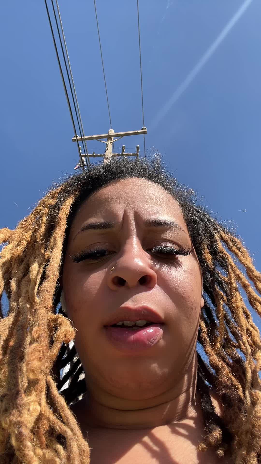 @Cinnamoney