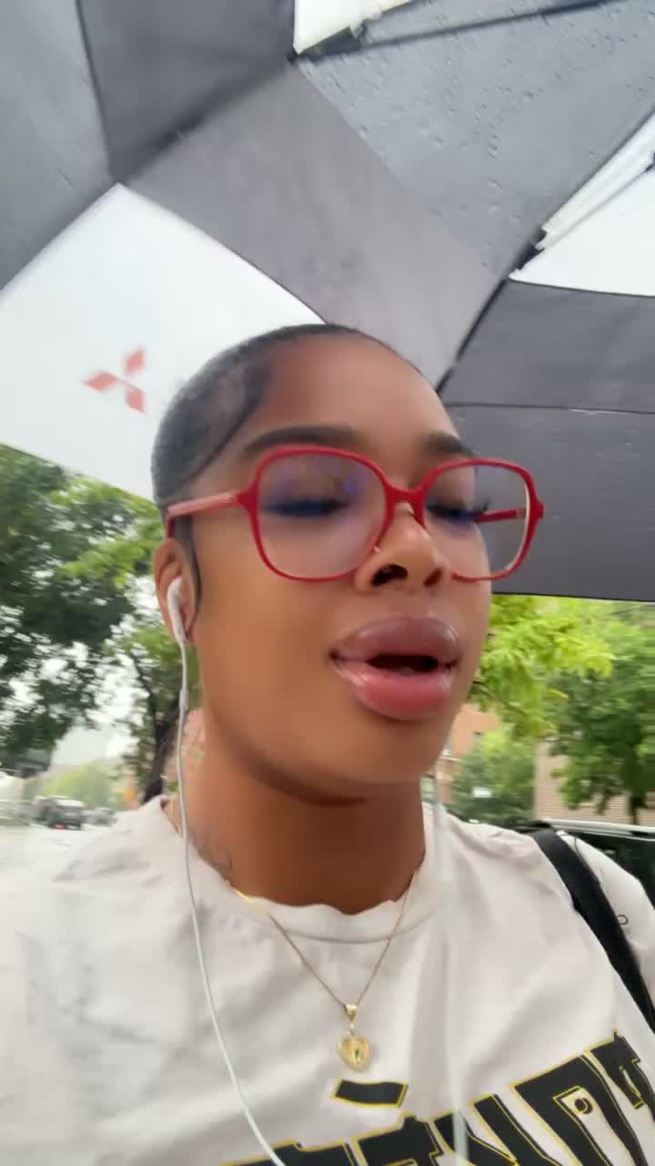 @Prettyincharge