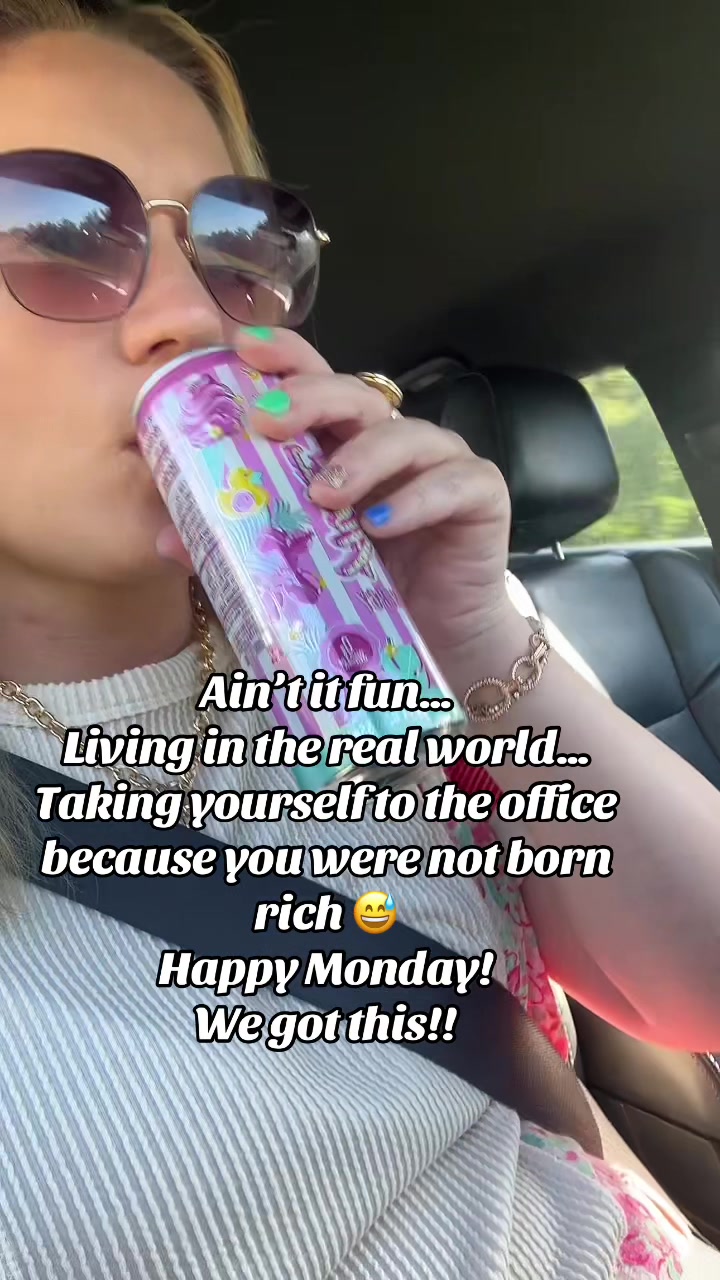 @Just a Blue Glitter Mom 🗣️🩵